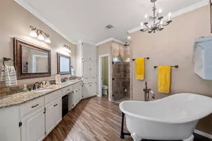 212 Shady Pl Dr, Waco, TX 76712 - Photo 17