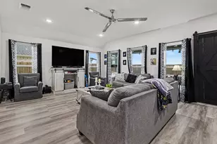 220 Poinsetta Dr, Palmer, TX 75152 - Photo 5