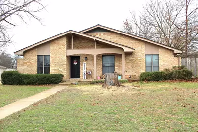 708 Prairie Wind Boulevard, Stephenville, TX 76401 - Photo 1