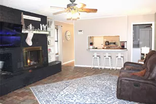 708 Prairie Wind Blvd, Stephenville, TX 76401 - Photo 3