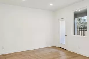 2621 Lost Maples Ln, Dallas, TX 75228 - Photo 13