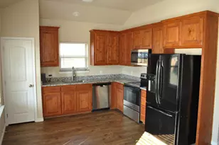 412 Dewitt St, Collinsville, TX 76233 - Photo 9