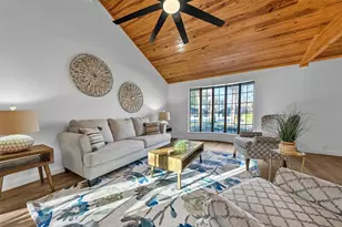 1012 Birchwood Ln, Mansfield, TX 76063 - Photo 9