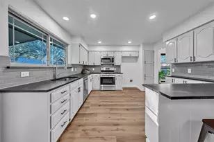 1012 Birchwood Ln, Mansfield, TX 76063 - Photo 17