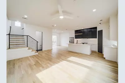 2916 Hawthorne Avenue #102, Dallas, TX 75219 - Photo 1
