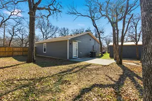 1337 Fox Hollow Ct, Pelican Bay, TX 76020 - Photo 37