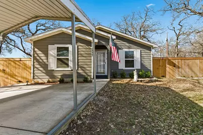 1337 Fox Hollow Court, Pelican Bay, TX 76020 - Photo 5