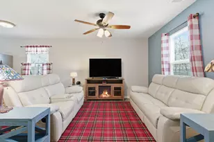 1337 Fox Hollow Ct, Pelican Bay, TX 76020 - Photo 11