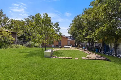 2821 Burchill Road S, Fort Worth, TX 76105 - Photo 25