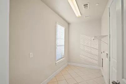 6748 Plaza Viaduct, Irving, TX 75039 - Photo 25