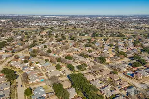 2013 Diamond Oaks Dr, Garland, TX 75044 - Photo 31