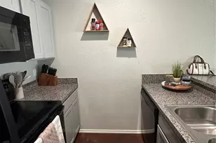 215 Price Ln, Weatherford, TX 76085 - Photo 3