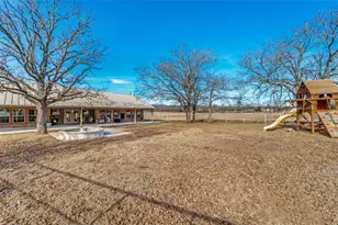 710 Co Rd 232, Collinsville, TX 76233 - Photo 5
