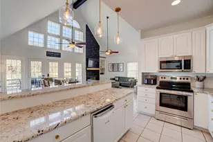 4880 Beach View Dr, Malakoff, TX 75148 - Photo 9