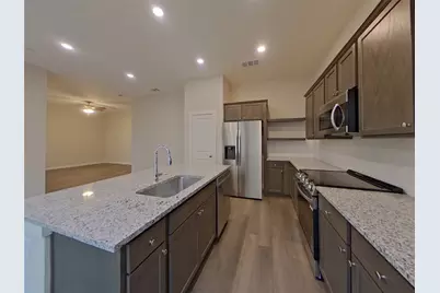 310 Lincoln Circle, Saginaw, TX 76179 - Photo 5