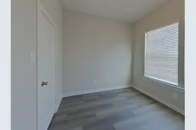 310 Lincoln Circle, Saginaw, TX 76179 - Photo 11