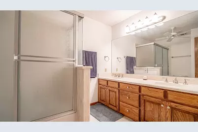 1905 Yucatan Drive, Granbury, TX 76048 - Photo 31