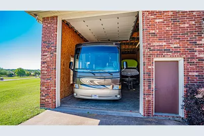 1905 Yucatan Drive, Granbury, TX 76048 - Photo 39