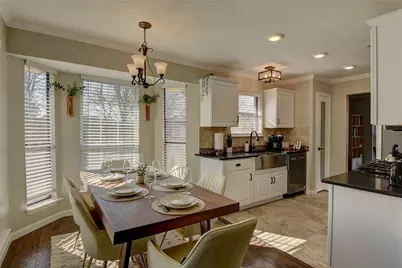 2306 Shadyoaks Lane, Rowlett, TX 75088 - Photo 9