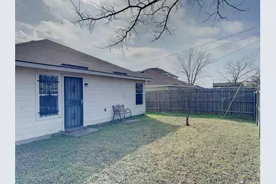 1635 Red Cloud Drive, Dallas, TX 75217 - Photo 5