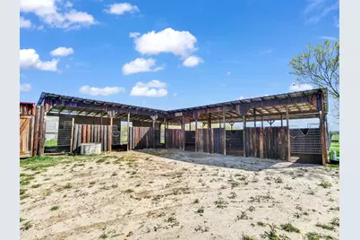 4519 County Road 2690, Alvord, TX 76225 - Photo 37