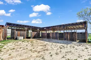 4519 Co Rd 2690, Alvord, TX 76225 - Photo 37