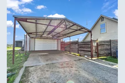 4519 County Road 2690, Alvord, TX 76225 - Photo 17