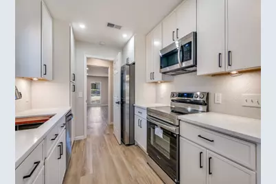 205 Laurel Street, Mansfield, TX 76063 - Photo 3