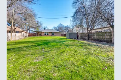 205 Laurel Street, Mansfield, TX 76063 - Photo 23