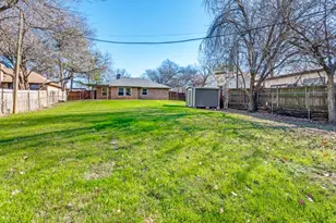 205 Laurel St, Mansfield, TX 76063 - Photo 23