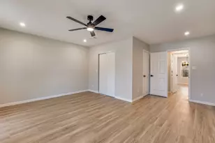 205 Laurel St, Mansfield, TX 76063 - Photo 13