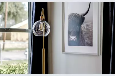 2021 Bluebonnet Drive, Fort Worth, TX 76111 - Photo 9