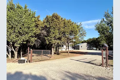 757 Maxwell Street, Buffalo Gap, TX 79508 - Photo 3