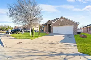 3338 Shining Light Dr, Dallas, TX 75228 - Photo 5