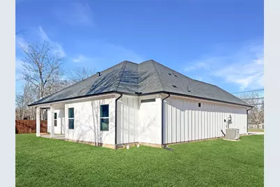 404 S San Marcos Street, Whitney, TX 76692 - Photo 29