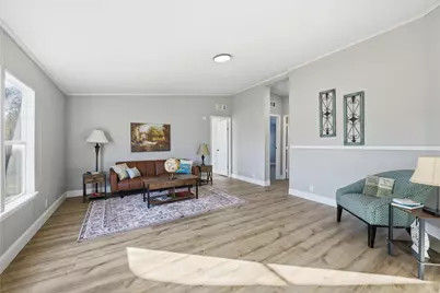 111 Jody Lane, Azle, TX 76020 - Photo 7