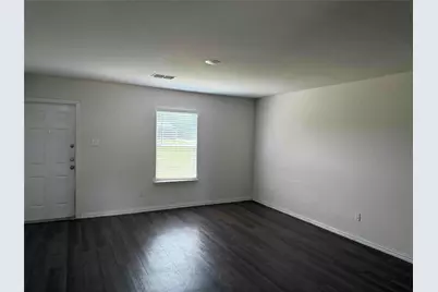 404 E Munson Street, Denison, TX 75021 - Photo 5