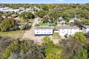 2216 Riverview Dr, Irving, TX 75060 - Photo 21
