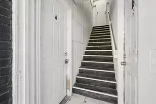 2216 Riverview Dr, Irving, TX 75060 - Photo 3