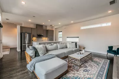 2441 Thatcher Drive, Dallas, TX 75206 - Photo 15