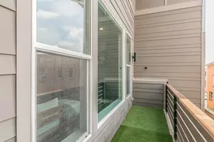 2441 Thatcher Dr, Dallas, TX 75206 - Photo 17