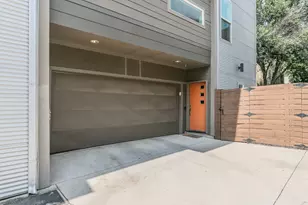 2441 Thatcher Dr, Dallas, TX 75206 - Photo 33