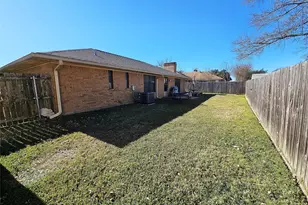 1103 La Villeta St, Mexia, TX 76667 - Photo 15