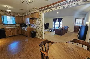 1103 La Villeta St, Mexia, TX 76667 - Photo 3