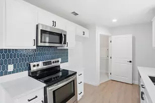 1733 Belltower Pl, Lewisville, TX 75067 - Photo 7