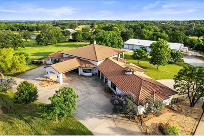 2108 W Sherman Drive, Aubrey, TX 76227 - Photo 1