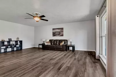 6428 Wakefield Road, North Richland Hills, TX 76182 - Photo 9