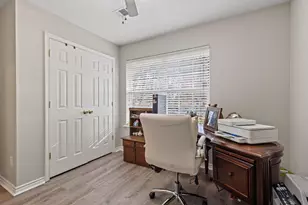 2409 W Walker St, Denison, TX 75020 - Photo 25