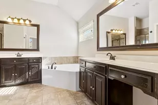 4925 Breezewind Ln, Fort Worth, TX 76123 - Photo 23