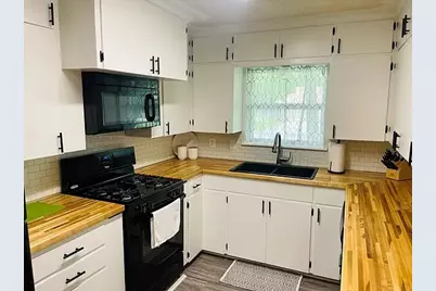 1360 N Charlotte Avenue, Stephenville, TX 76401 - Photo 7